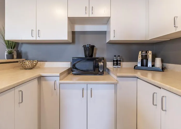 Hotel Faubourg Montreal Centre-Ville Downtown